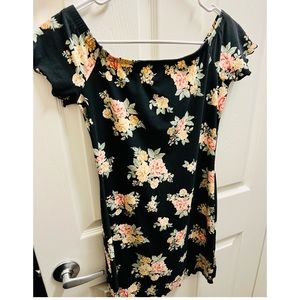 Ultra Flirt-Floral Dress. Size M